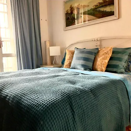 Lara * Lido delle Nazioni