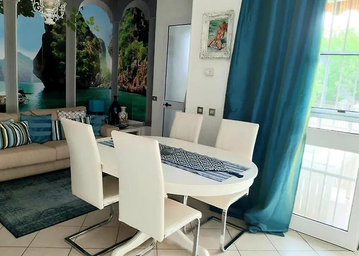 Hébergement de vacances Lara *