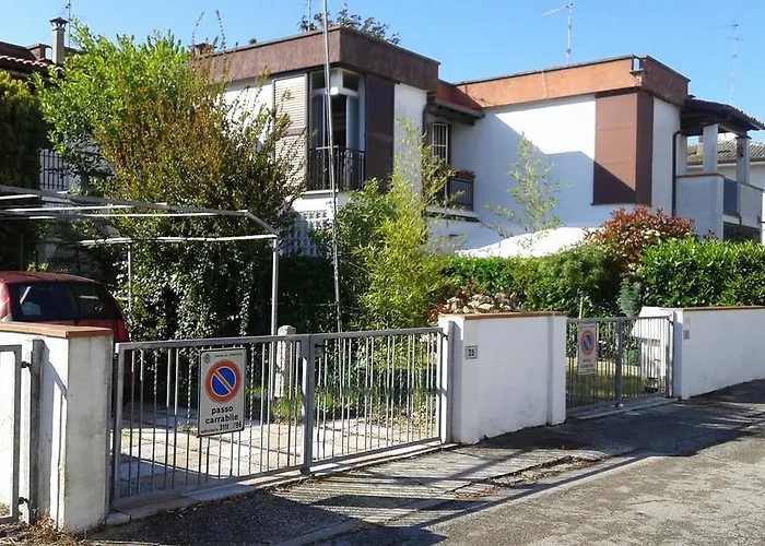 Lara Hébergement de vacances *